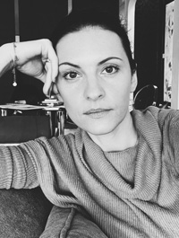 NIKA ZUSIN