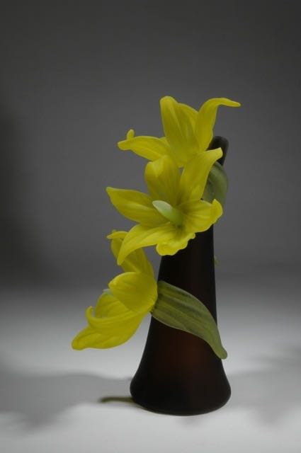 SMOKEY TOPAZ W/YELLOW FLOWERS