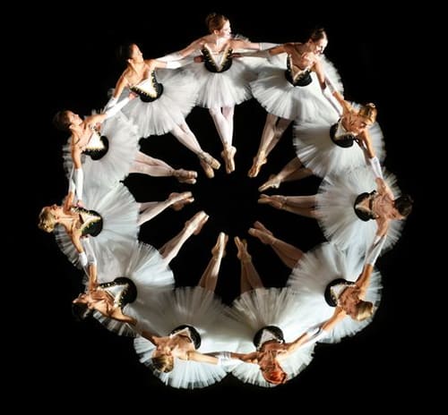 BALLET SERIES (WOMEN)